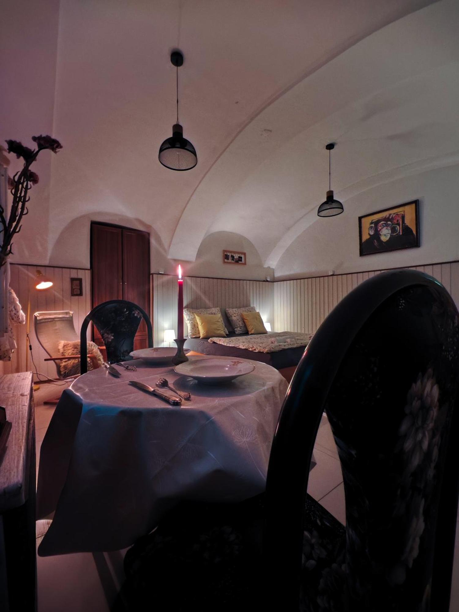 Vintage Room With Garden View Bratislava Exterior foto
